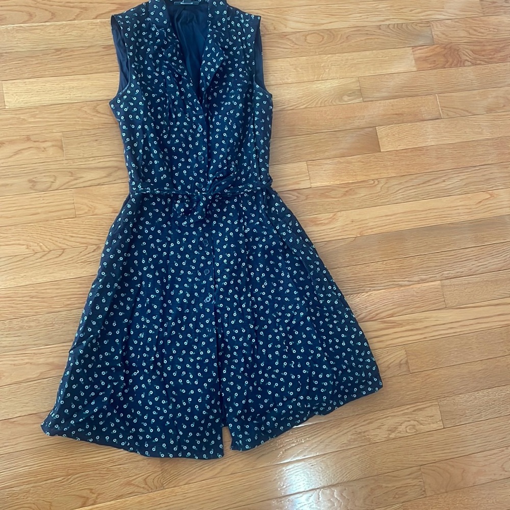 Navy and daisy dress